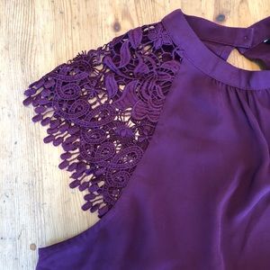 Express - Lace Detail Keyhole Tank